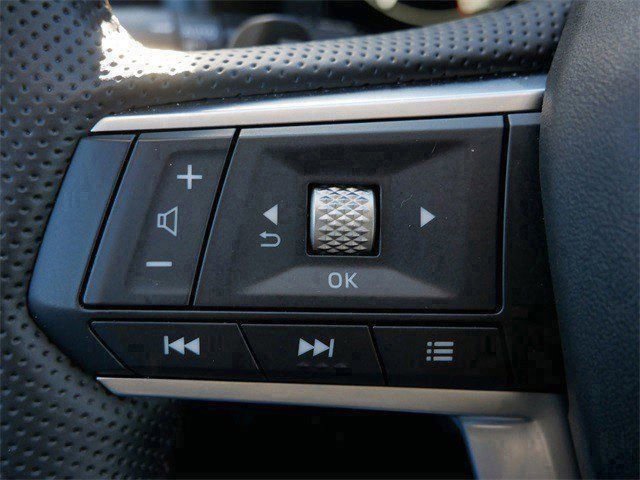 Used 2025 Mitsubishi Outlander SE image 26