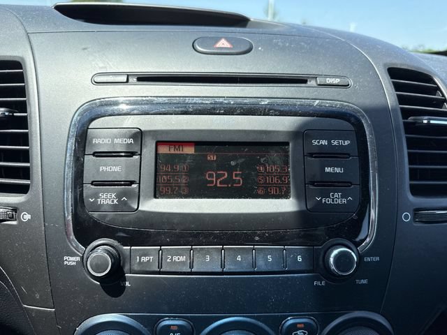 Used 2017 Kia Forte LX FWD image 18