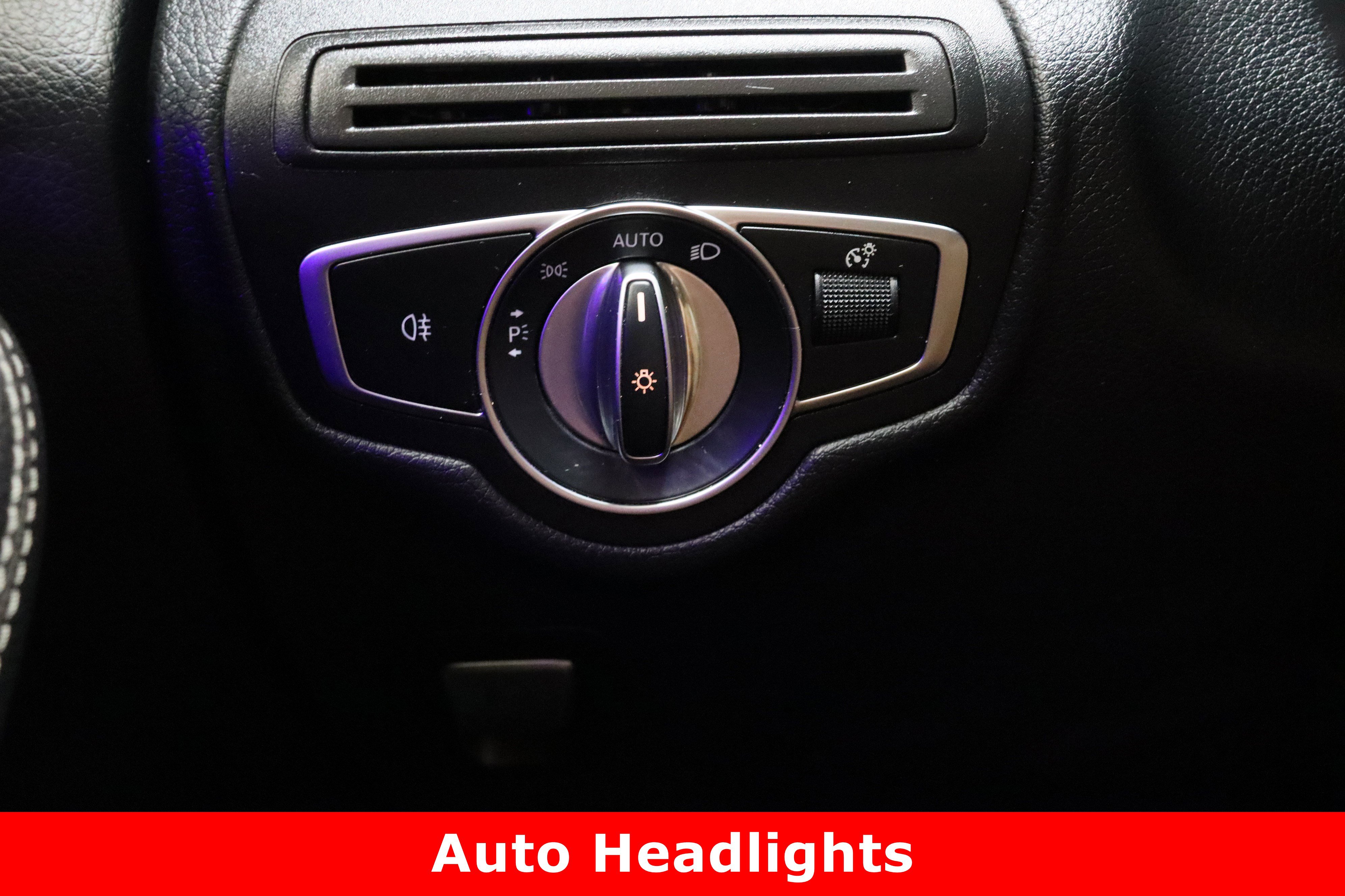 Used 2021 Mercedes-Benz GLC 300 image 26