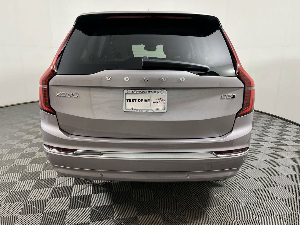 New 2026 Volvo XC90 B5 Ultra w/ Protection Package image 7