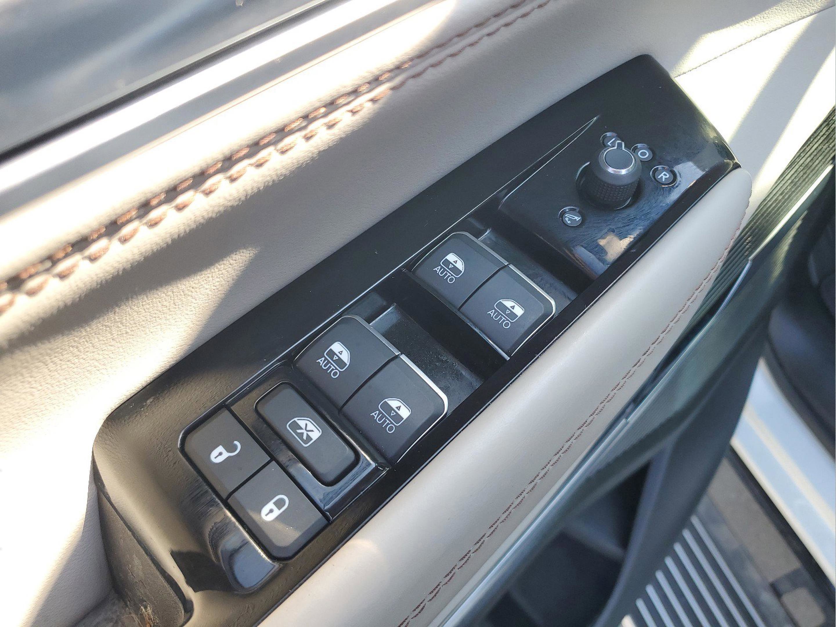 Used 2023 Jeep Grand Wagoneer L 4X4 image 27