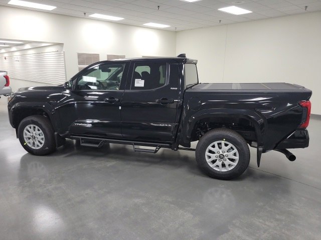 New 2026 Toyota Tacoma SR5 image 3