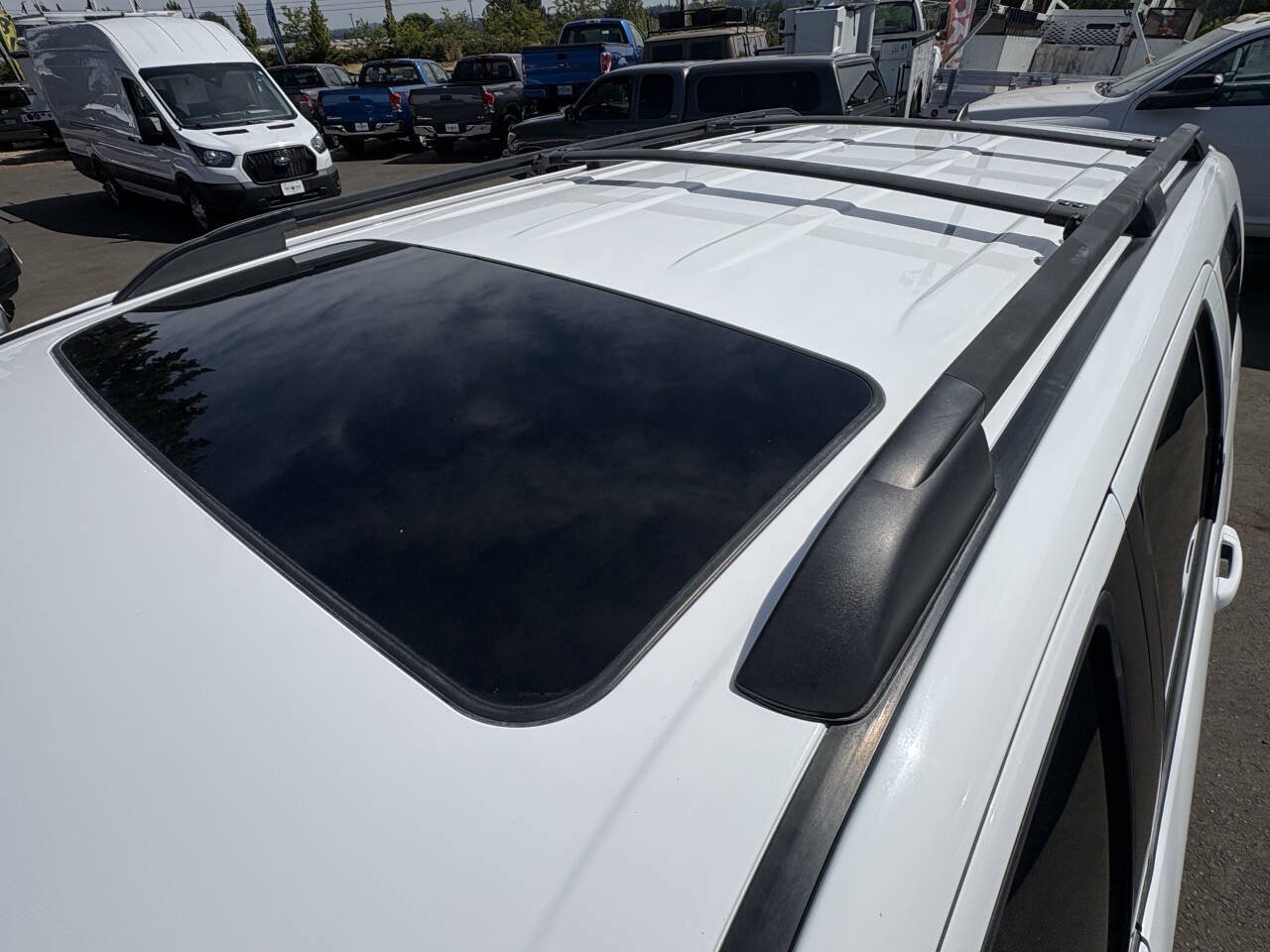 Used 2015 Toyota Sequoia SR5 AWD/4WD image 9
