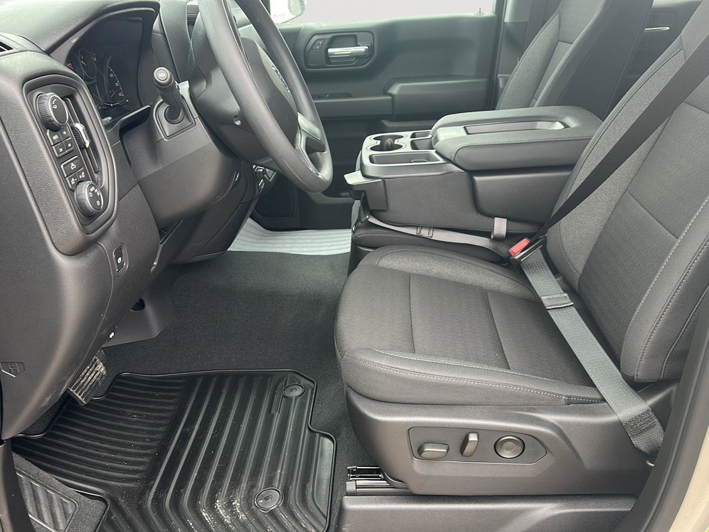 New 2026 Chevrolet Silverado 1500 Custom Trail Boss w/ Dark Appearance Package image 6