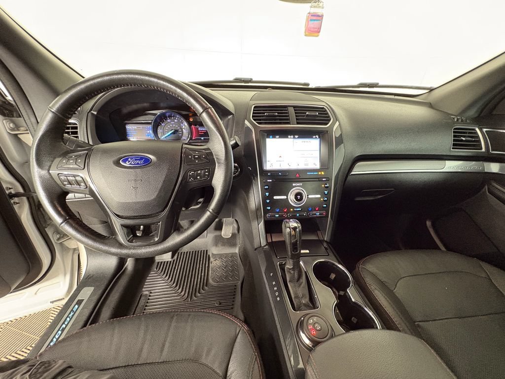 Certified 2019 Ford Explorer Sport w/ Equipment Group 401A AWD/4WD image 7