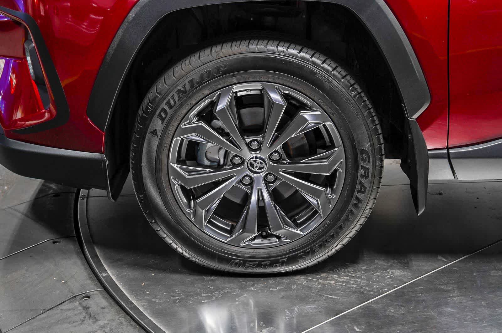 Used 2025 Toyota RAV4 XLE Premium w/ Weather Package AWD/4WD image 9