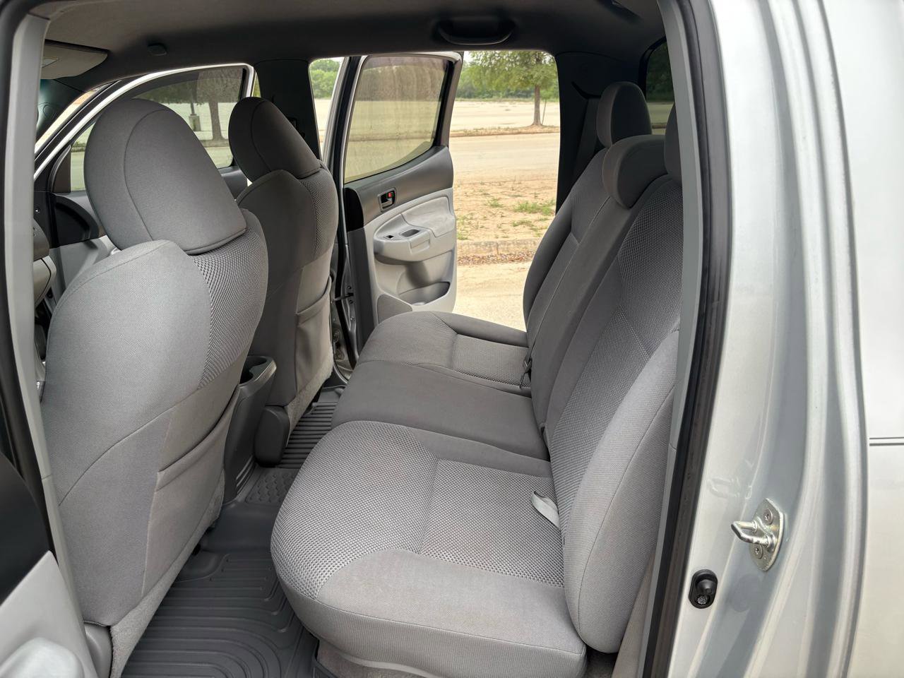 Used 2010 Toyota Tacoma PreRunner RWD image 17
