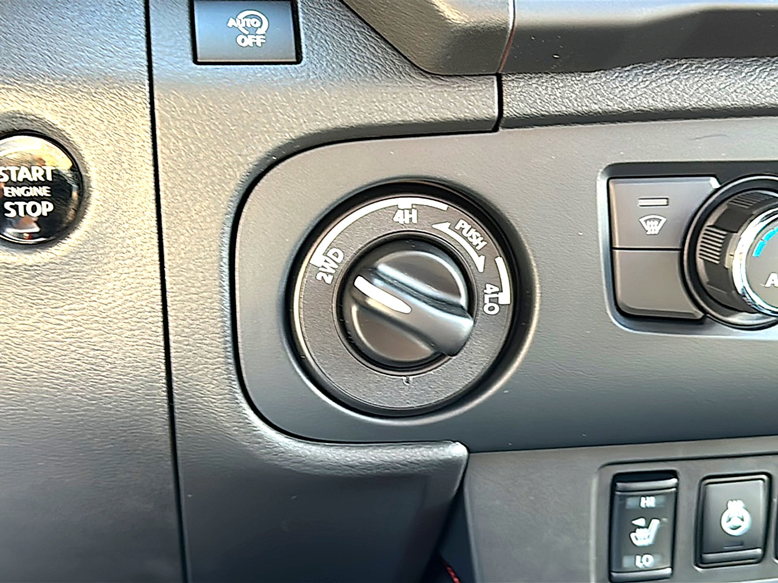 New 2026 Nissan Frontier PRO-4X w/ Tow Package image 23