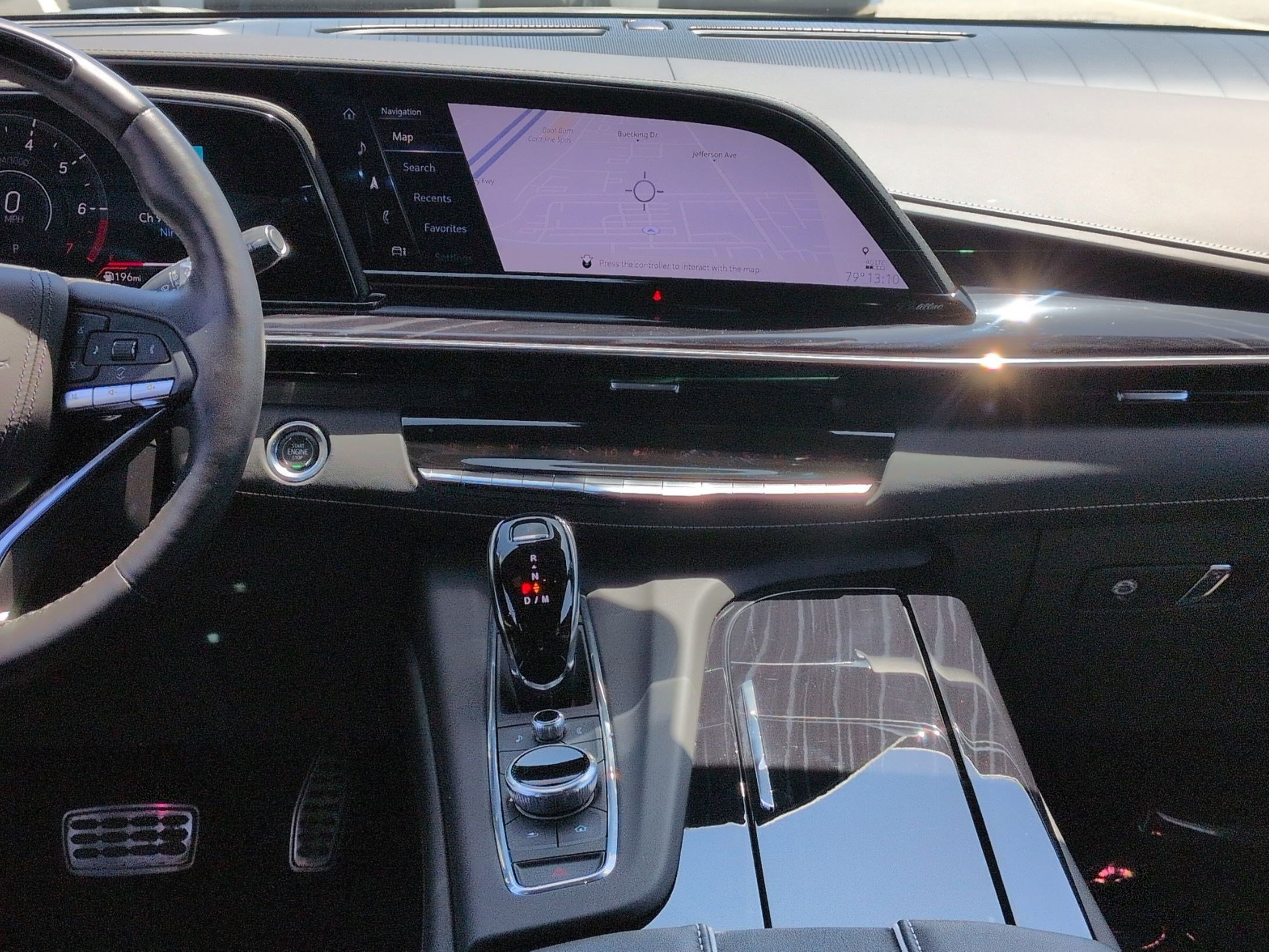 Used 2023 Cadillac Escalade V w/ LPO, ONYX Package AWD/4WD image 31