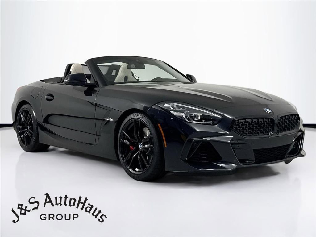 Used 2022 BMW Z4 M40i w/ Premium Package RWD image 1