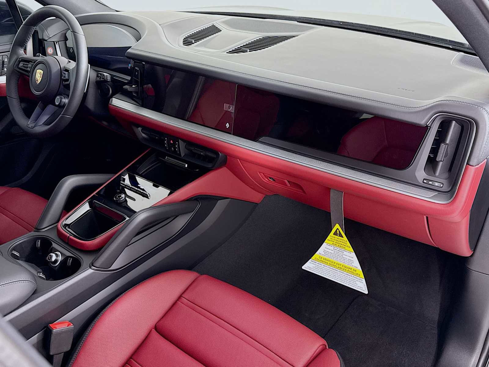 New 2025 Porsche Cayenne image 30