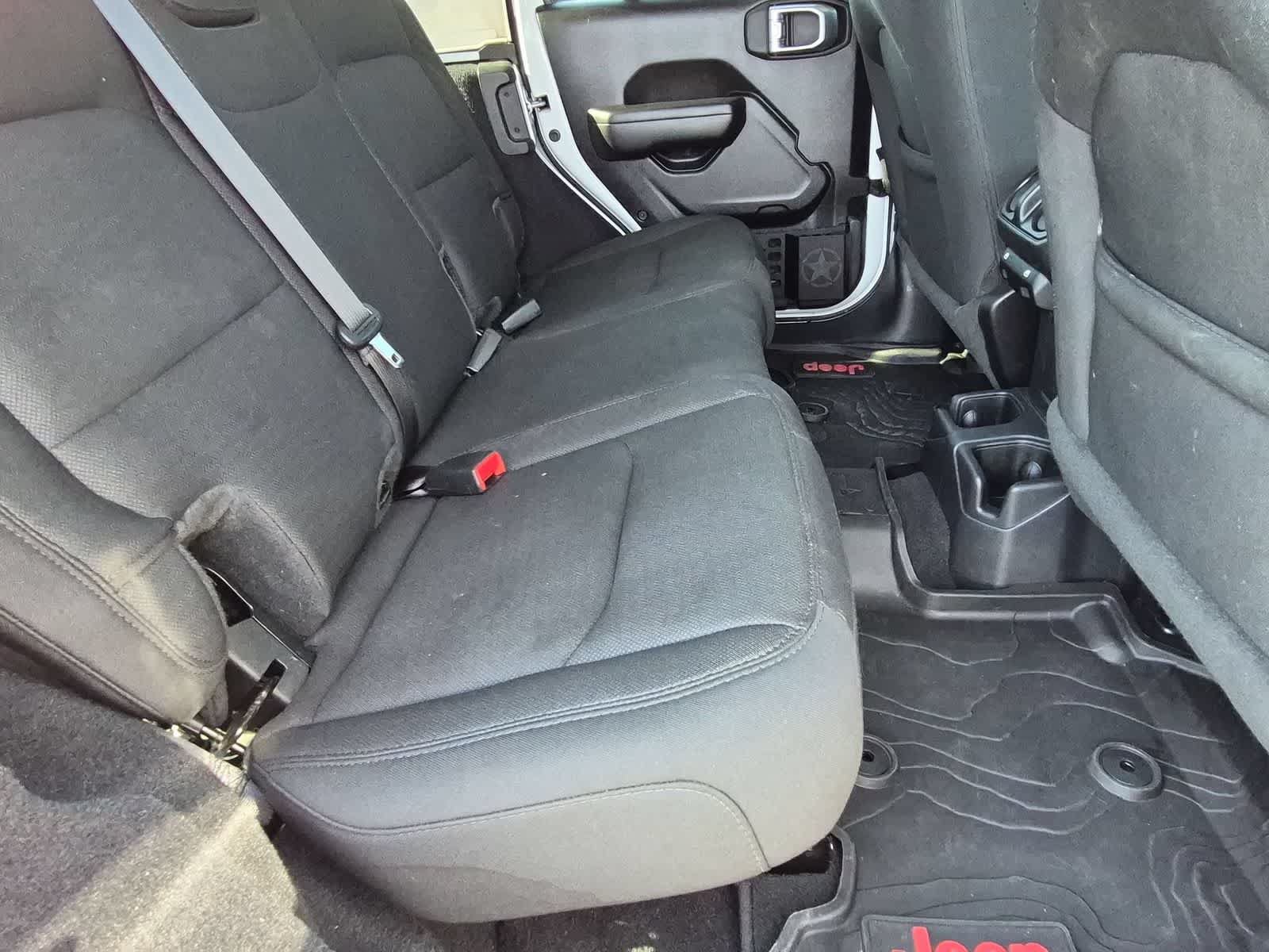Used 2021 Jeep Wrangler Unlimited Sport AWD/4WD image 19