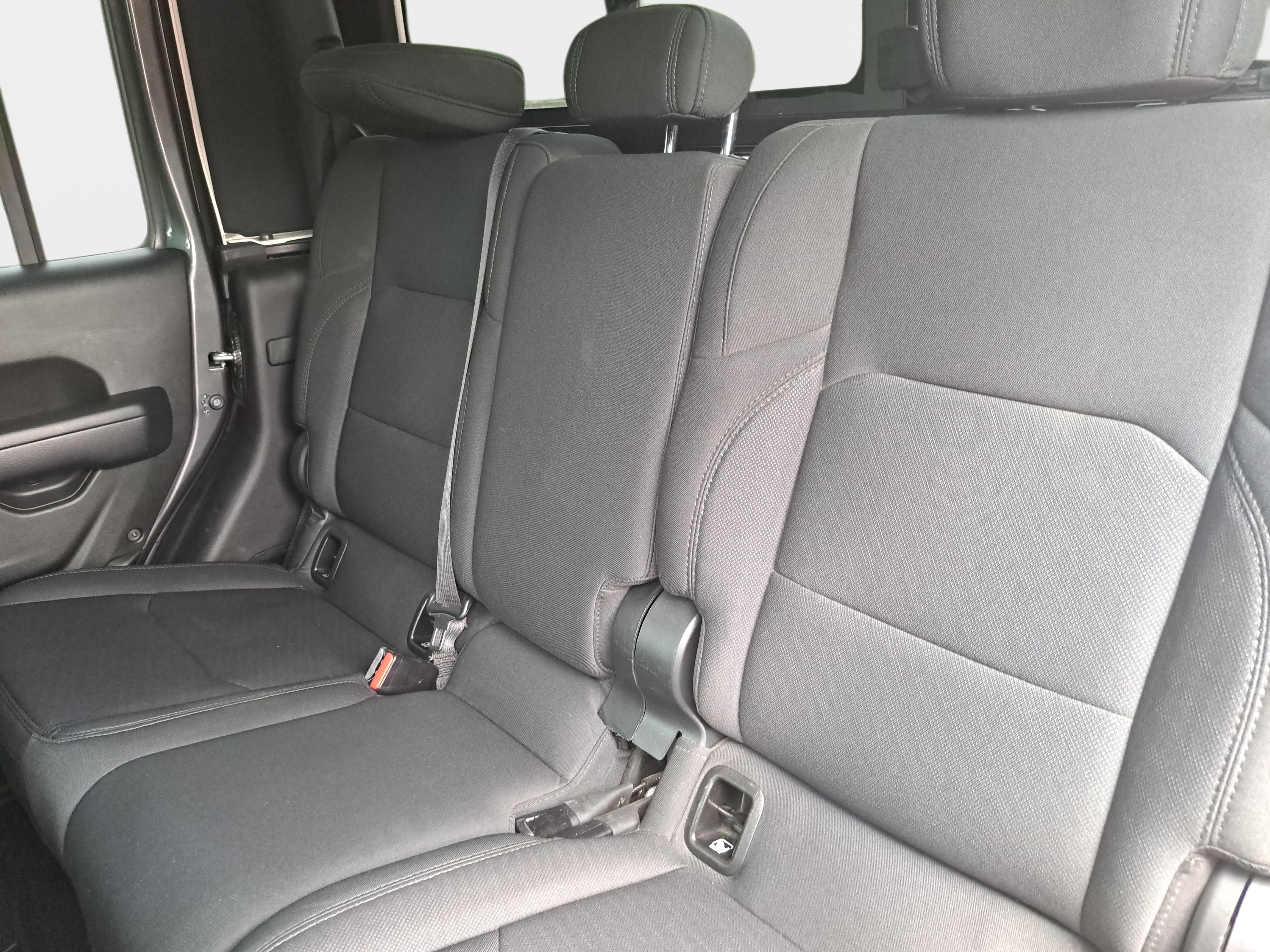 Used 2021 Jeep Gladiator Sport AWD/4WD image 13
