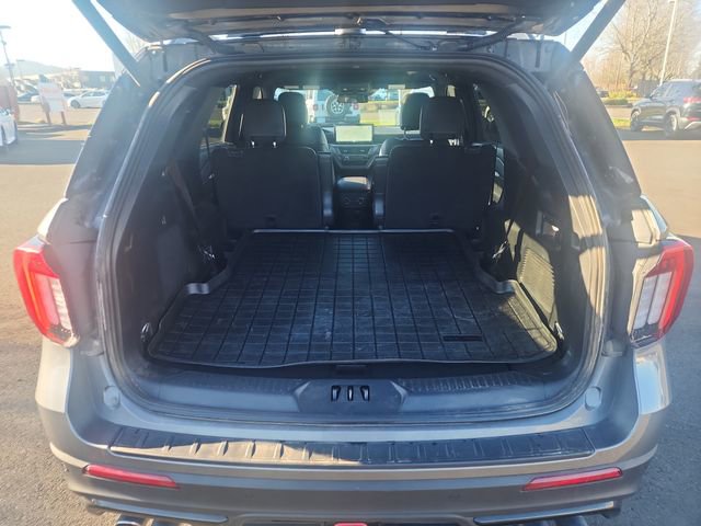 Used 2025 Ford Explorer ST image 49