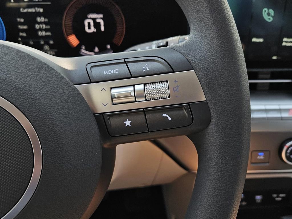 New 2026 Hyundai Kona SE image 30