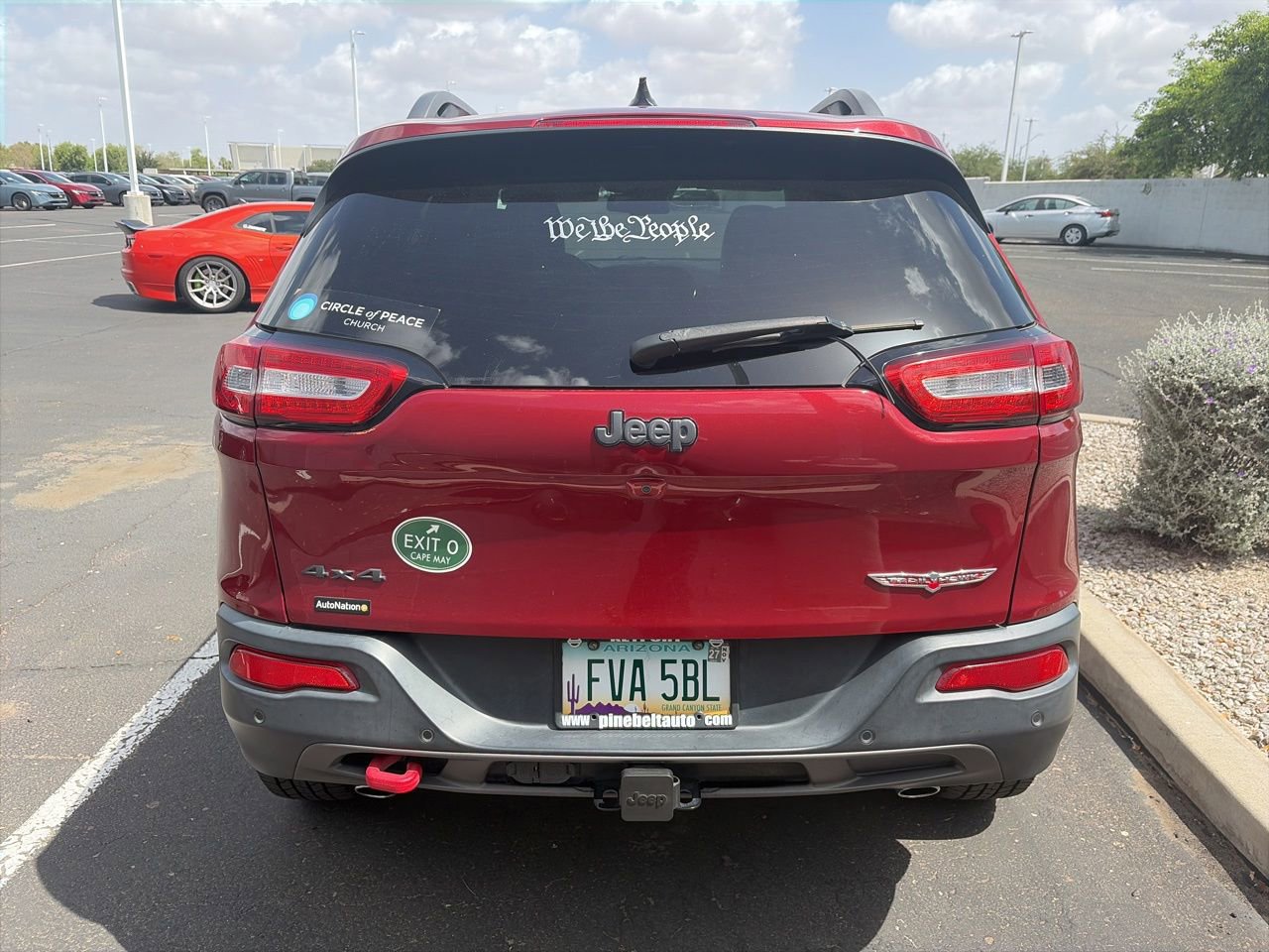 Used 2015 Jeep Cherokee Trailhawk w/ Comfort/Convenience Group AWD/4WD image 6