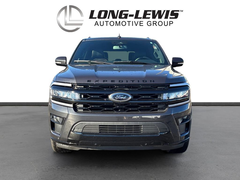 Used 2023 Ford Expedition Limited image 11