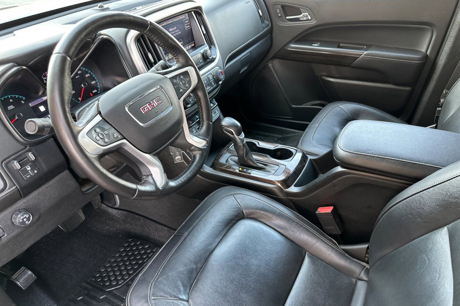 Certified 2022 GMC Canyon Elevation w/ Elevation Premium Package image 10