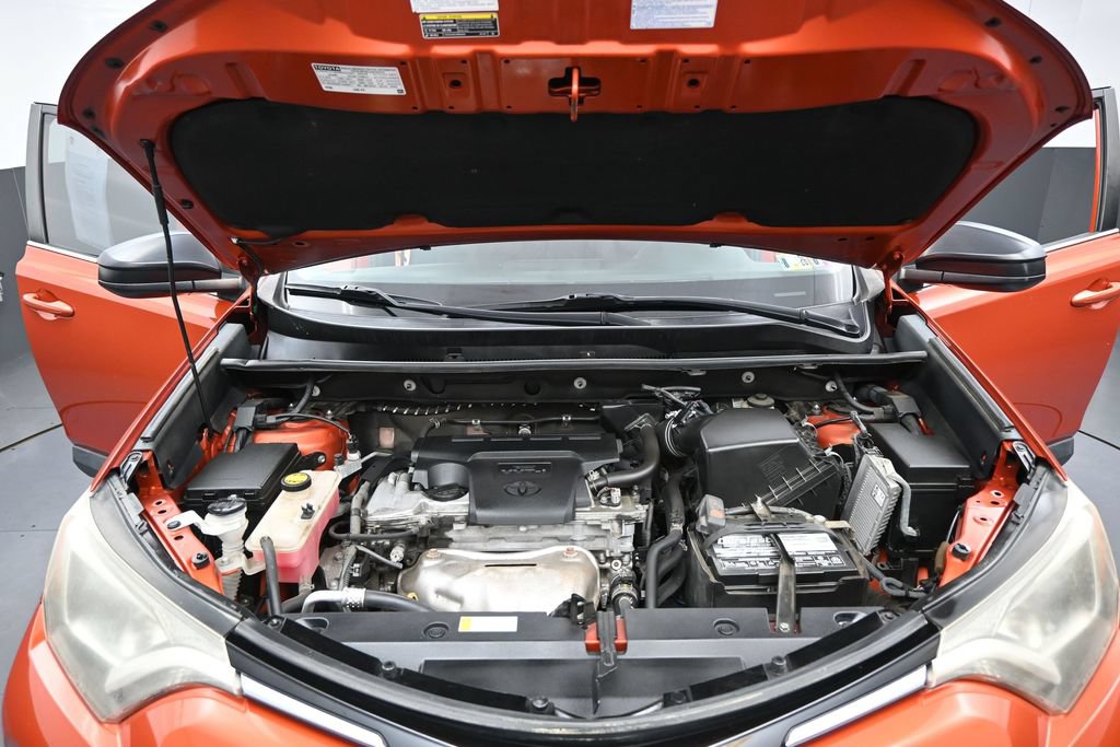 Used 2016 Toyota RAV4 LE AWD/4WD image 21