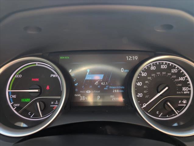 Used 2021 Toyota Camry XLE image 11