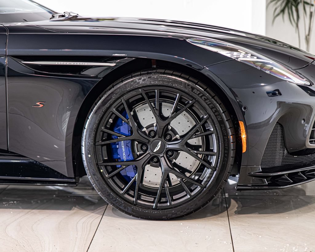 New 2026 Aston Martin DB12 Convertible RWD image 10