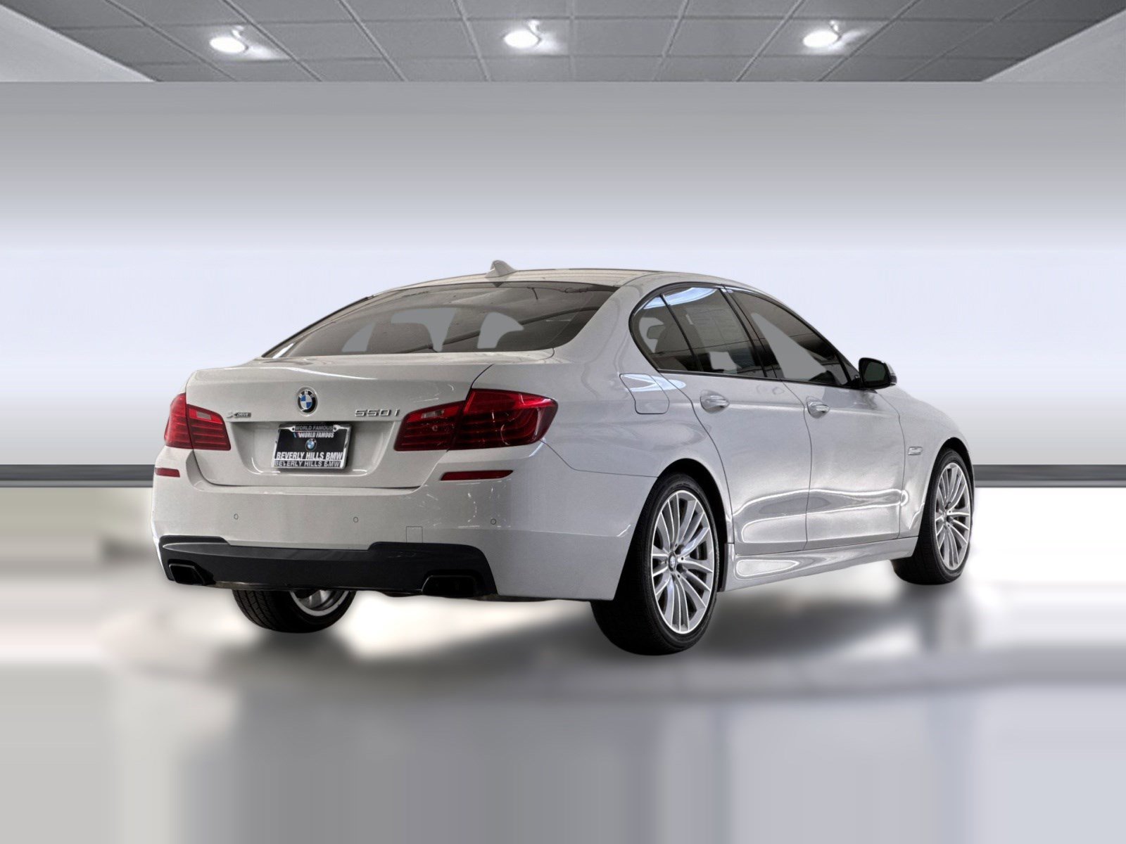 Used 2016 BMW 550i xDrive Sedan AWD/4WD image 8