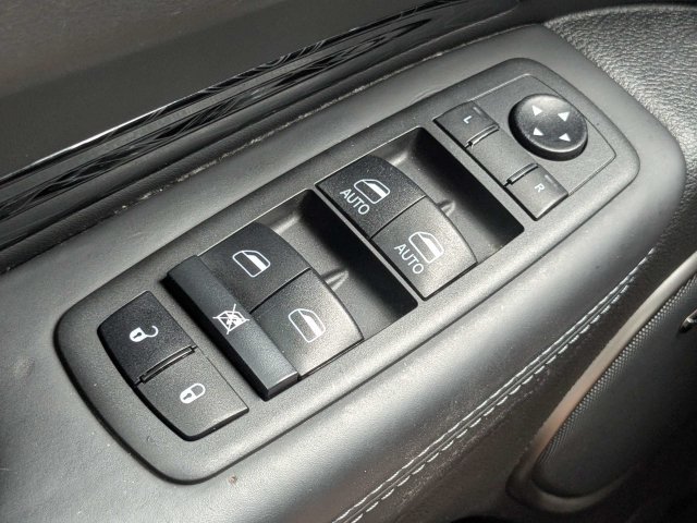 Used 2021 Dodge Durango Citadel w/ Premium Entertainment Group AWD/4WD image 24