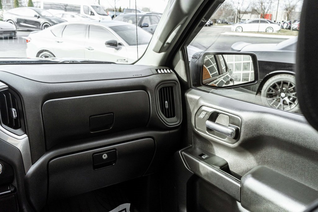 Used 2019 GMC Sierra 1500 4x4 Crew Cab w/ Trailering Package image 13