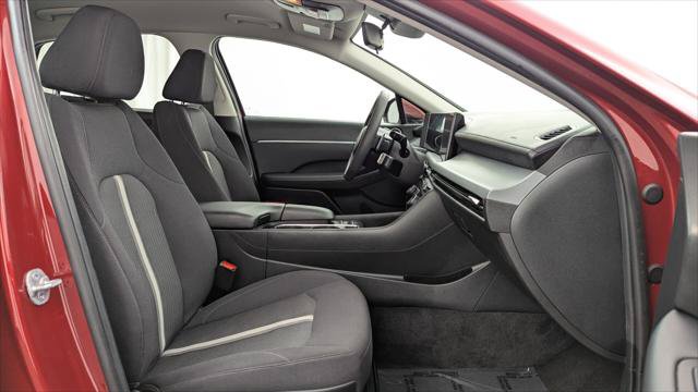 Used 2025 Hyundai Sonata SEL FWD image 22