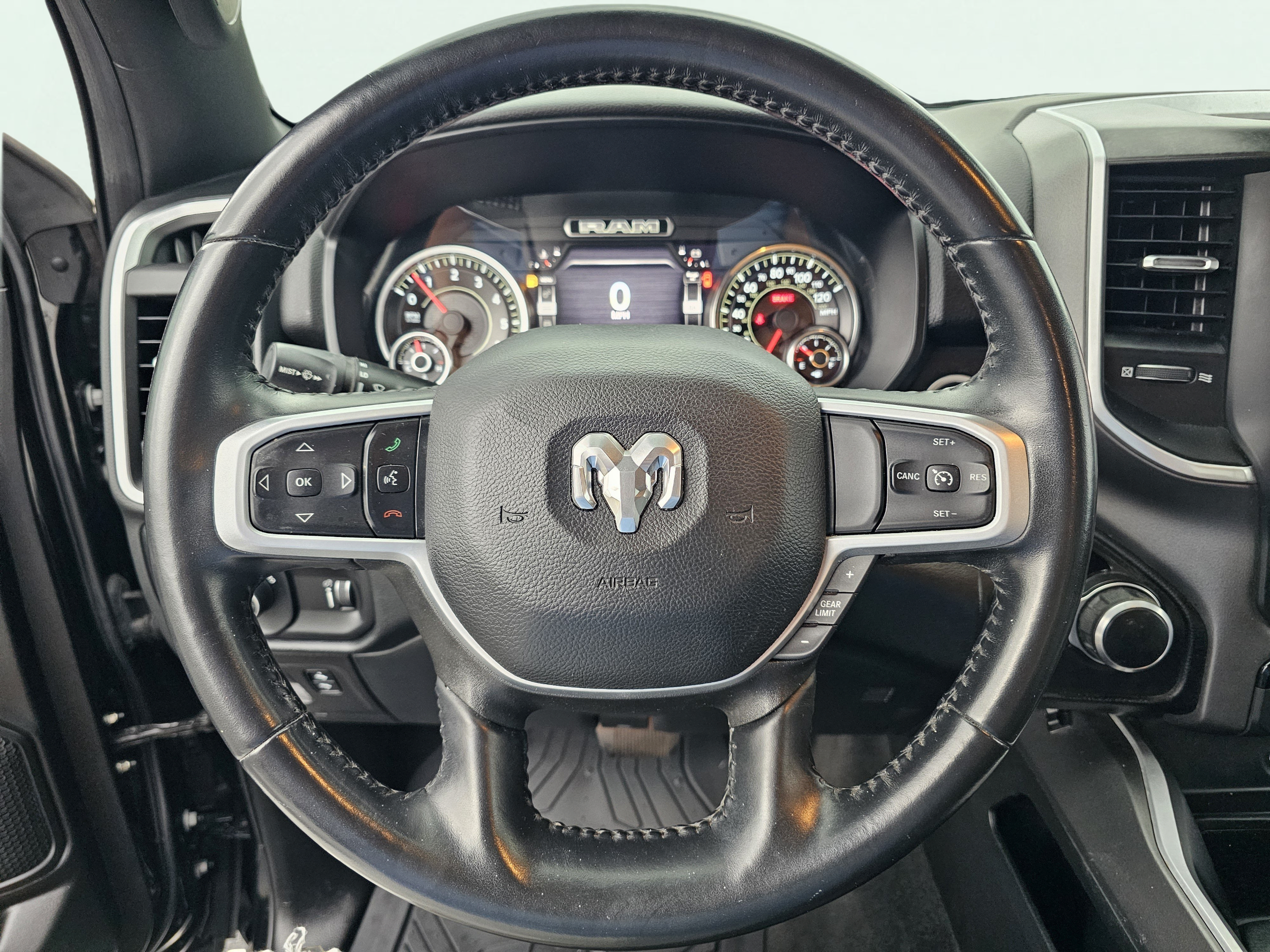 Used 2022 RAM 1500 Big Horn RWD image 20