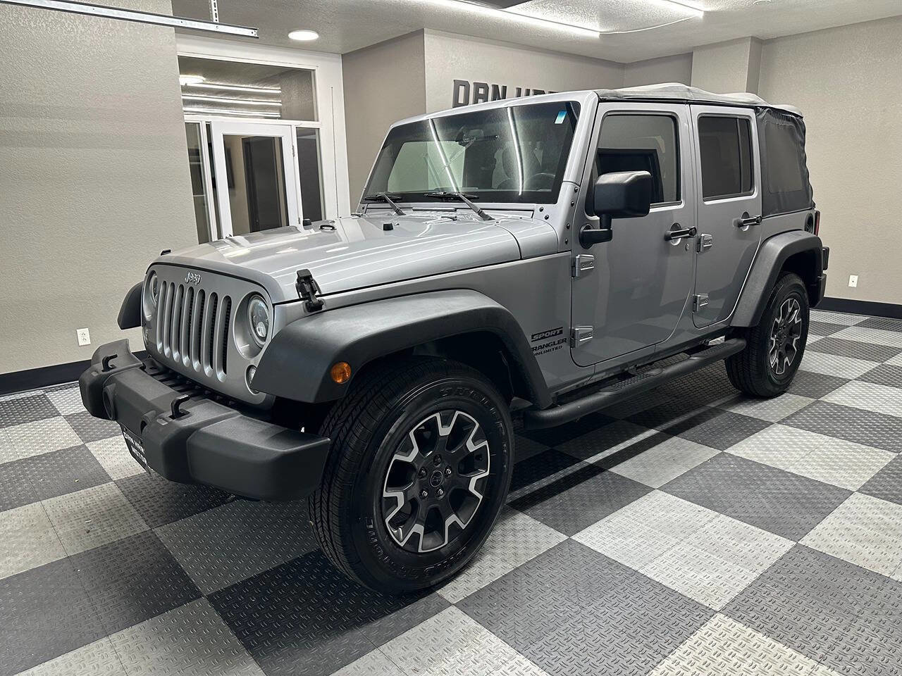 Used 2015 Jeep Wrangler Unlimited Sport w/ Quick Order Package 24S image 2