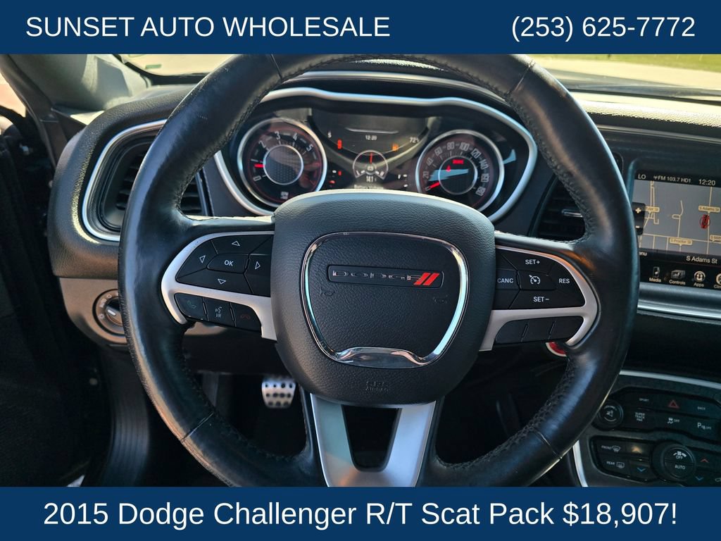 Used 2015 Dodge Challenger R/T Scat Pack w/ Leather Interior Group RWD image 29