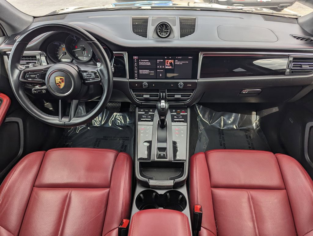 Used 2024 Porsche Macan Turbo image 10