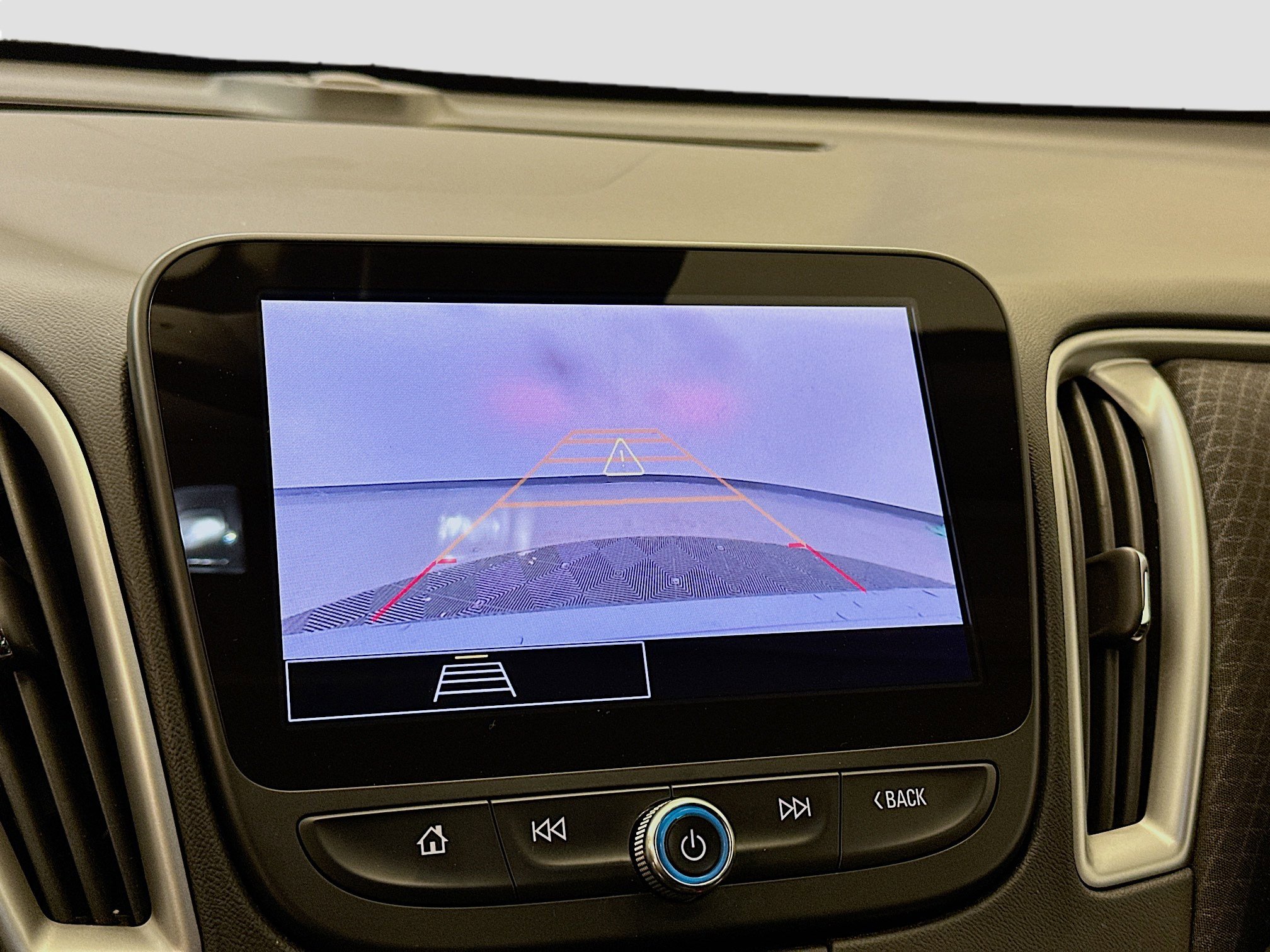 Used 2024 Chevrolet Malibu LS image 23