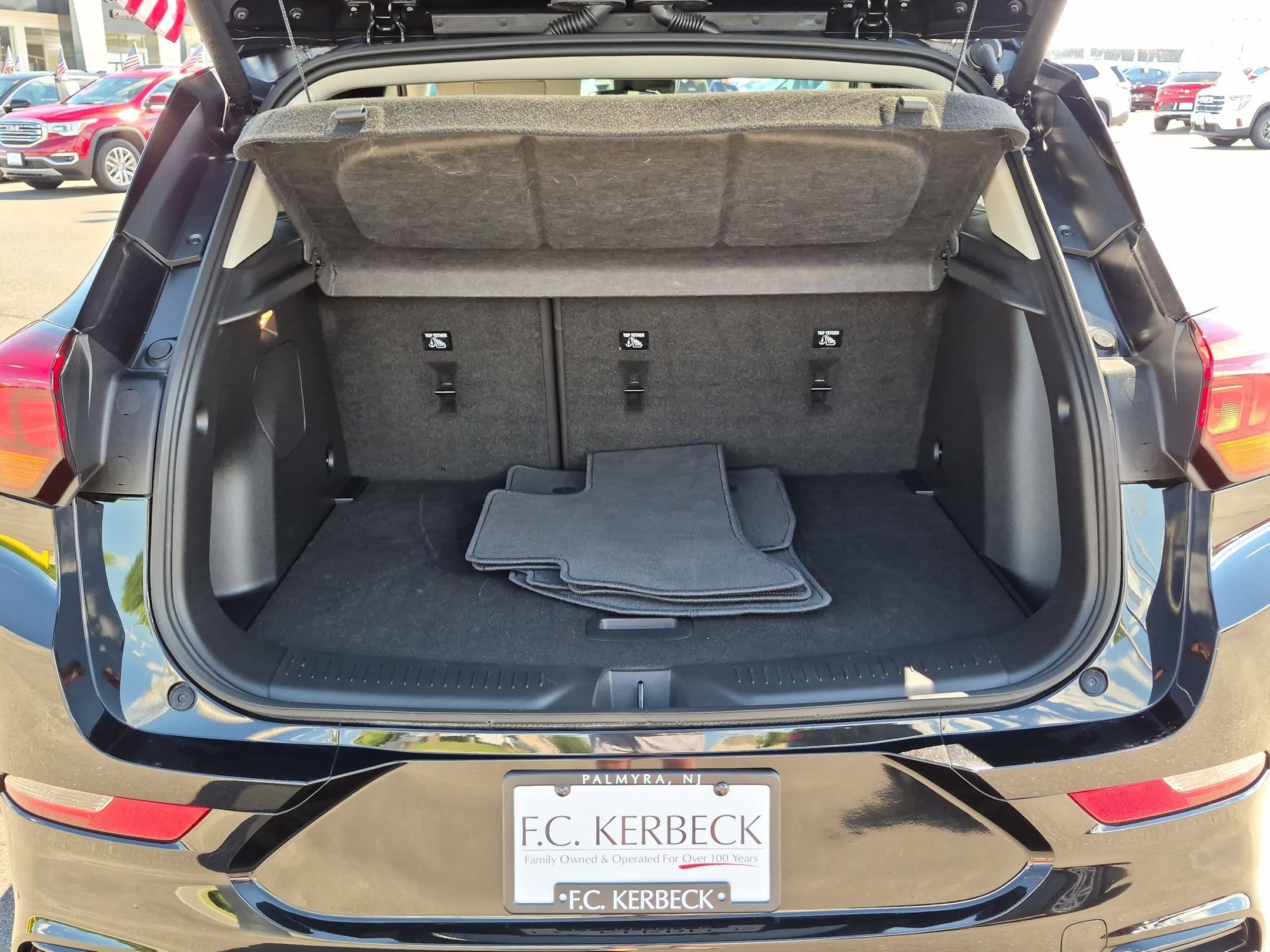 Certified 2023 Buick Encore GX Select w/ Sport Touring Package FWD image 24