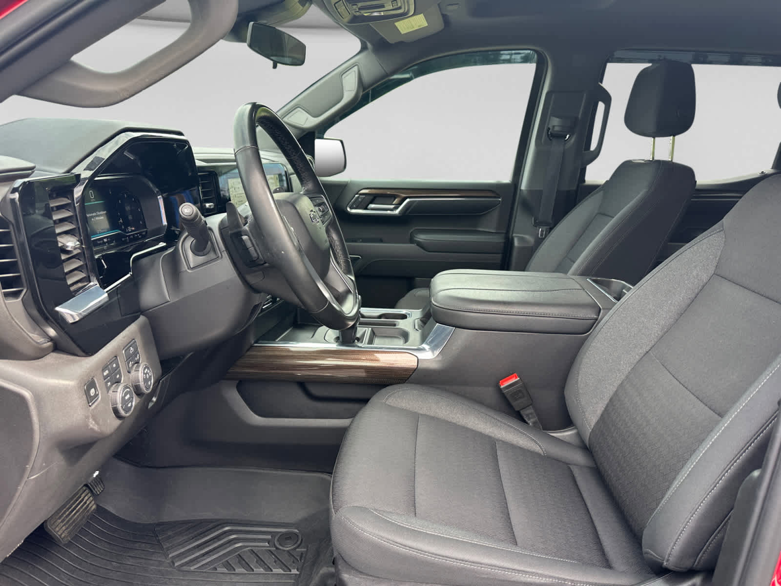 Used 2024 Chevrolet Silverado 1500 LT Trail Boss w/ Convenience Package II AWD/4WD image 10