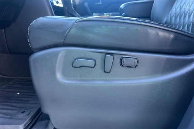 Used 2021 INFINITI QX80 Sensory w/ All-Season Package image 13