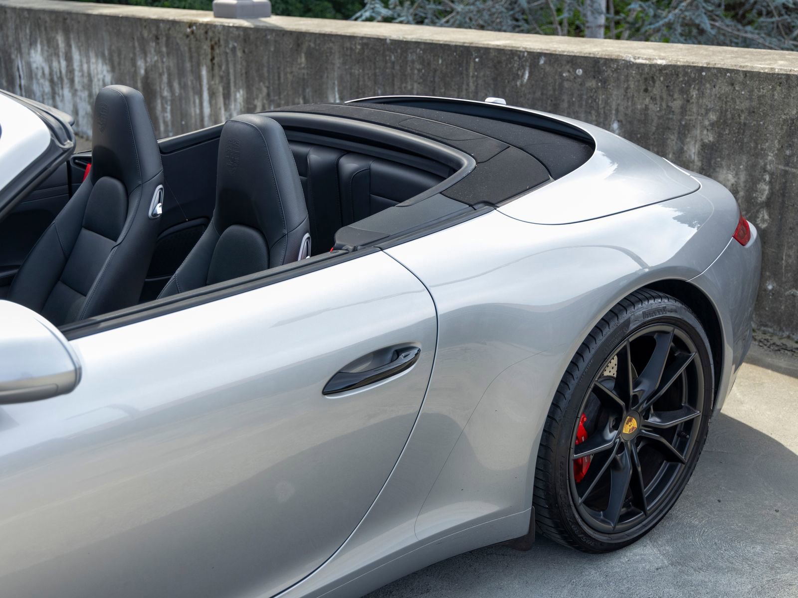 Certified 2018 Porsche 911 Carrera S image 18