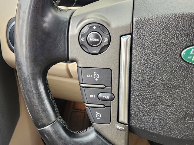 Used 2013 Land Rover LR4 HSE w/ HSE Pkg image 26