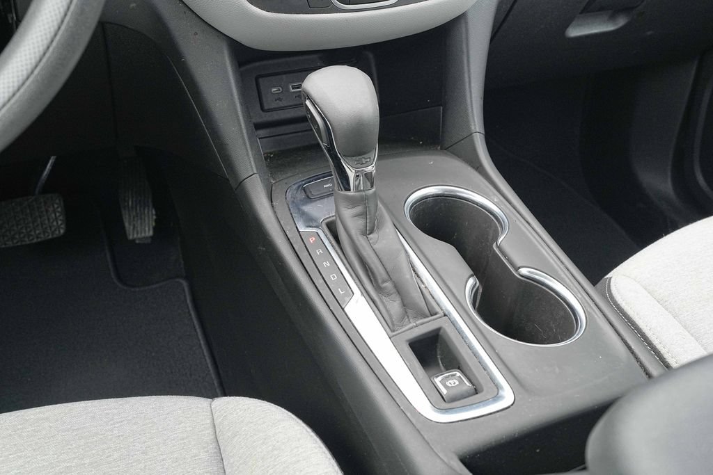 Used 2022 Chevrolet Equinox LS AWD/4WD image 31