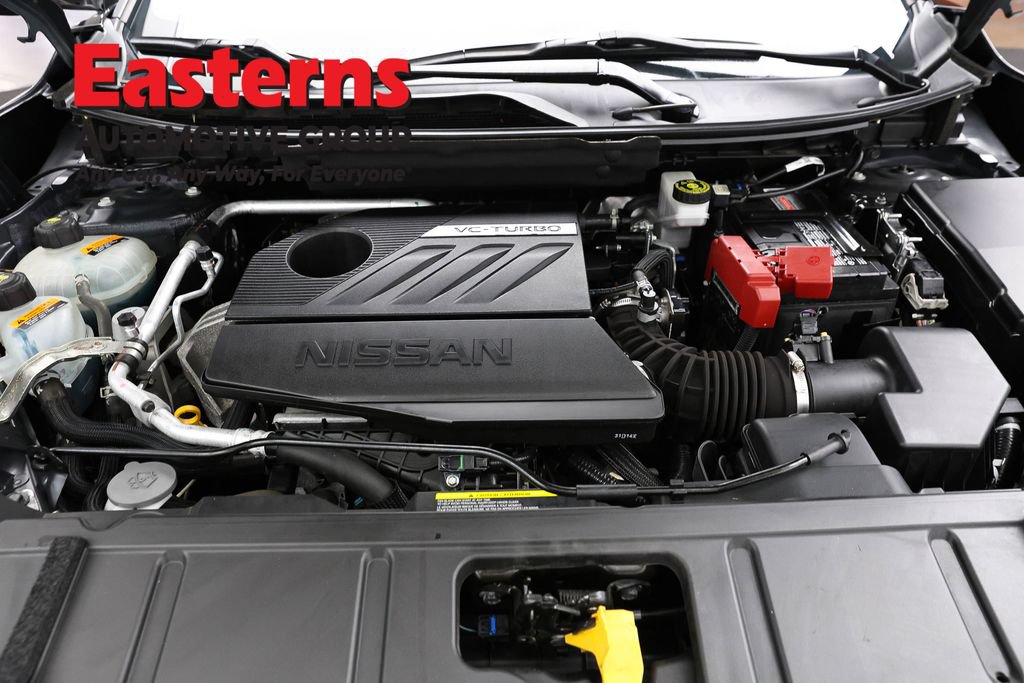 Used 2023 Nissan Rogue S AWD/4WD image 7
