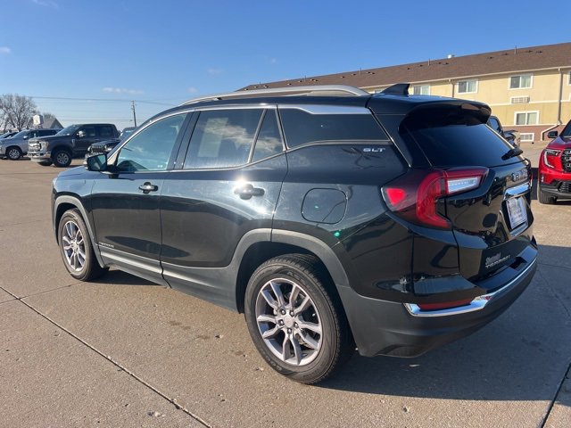 Used 2024 GMC Terrain SLT image 5