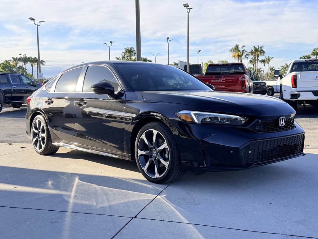 Used 2026 Honda Civic Sport Touring image 2