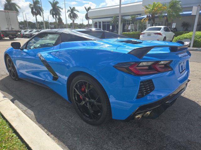 Used 2022 Chevrolet Corvette Stingray Premium Conv w/ Z51 Performance Package RWD image 6