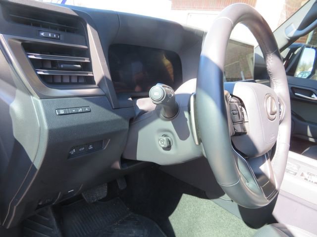 Used 2024 Lexus GX 550 Overtrail image 22
