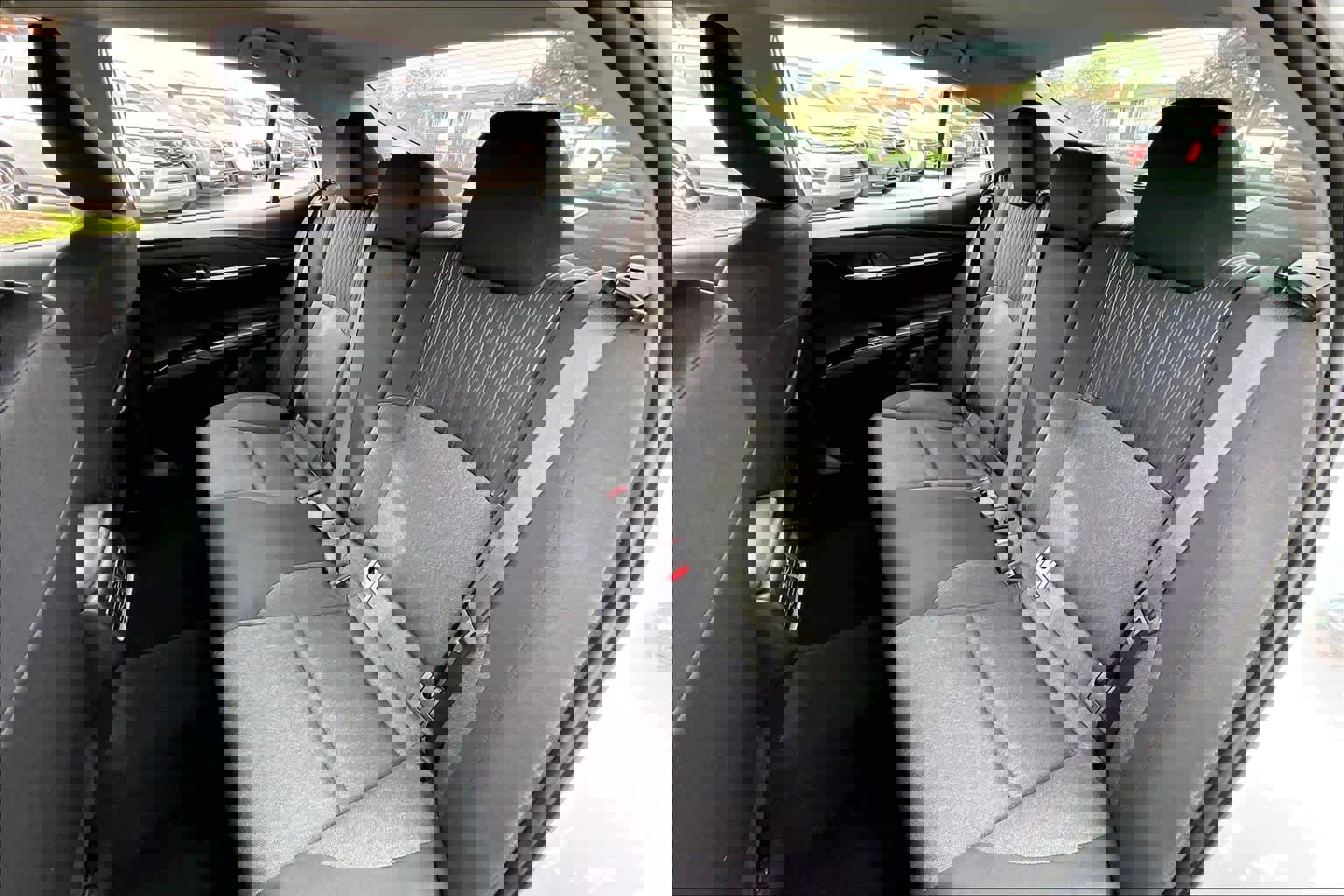 Used 2025 Toyota Camry LE image 21