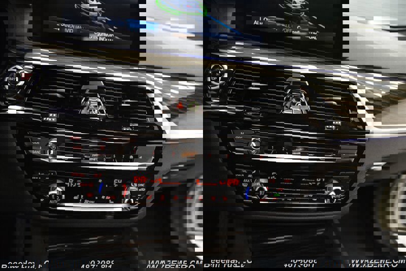 Used 2020 BMW 530e image 33