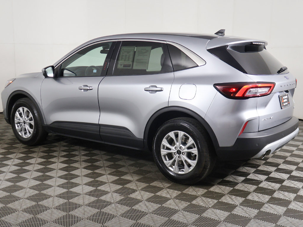 Used 2023 Ford Escape Active w/ Tech Pack #2 AWD/4WD image 14