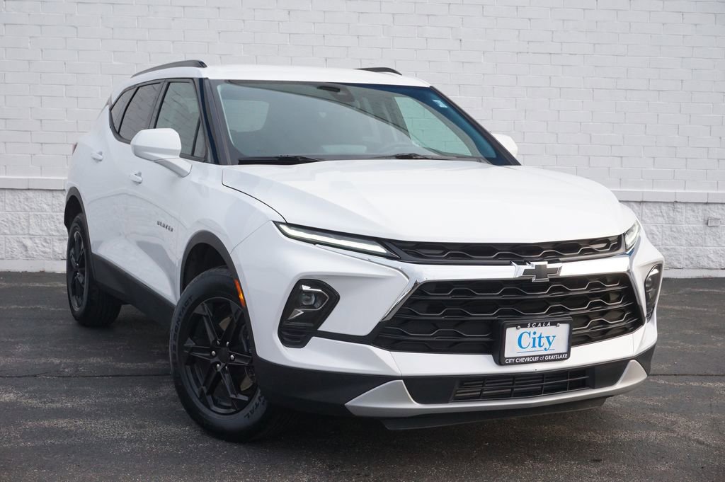 Used 2024 Chevrolet Blazer LT w/ Convenience Package FWD image 4