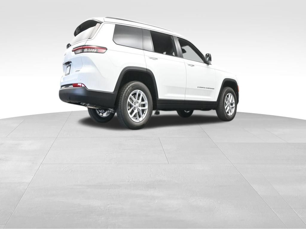 Used 2024 Jeep Grand Cherokee L Laredo w/ Luxury Tech Group I image 53